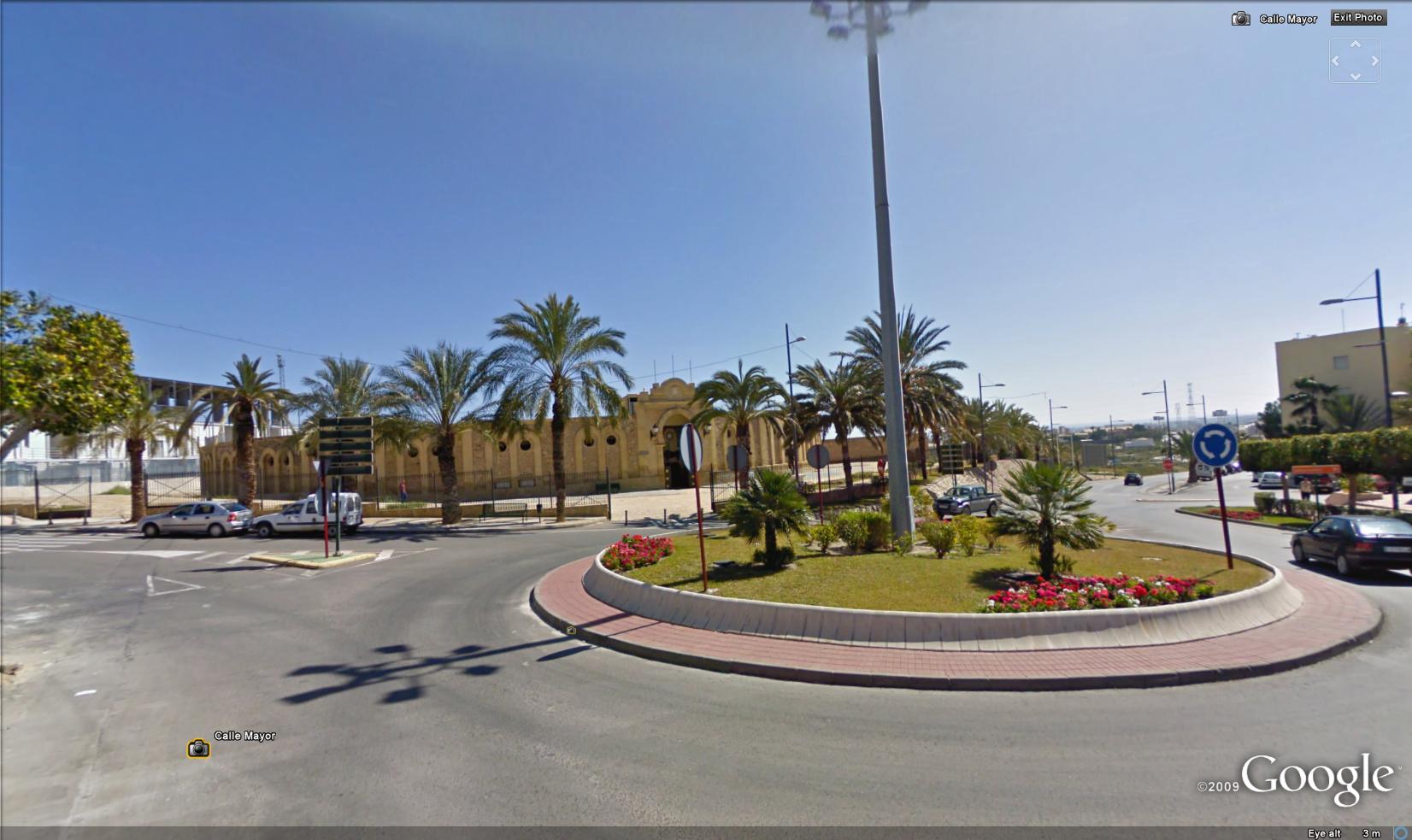 David Locke�a man who never lived�died at this spot in the Hotel de La Gloria which was never real and has vanished. width